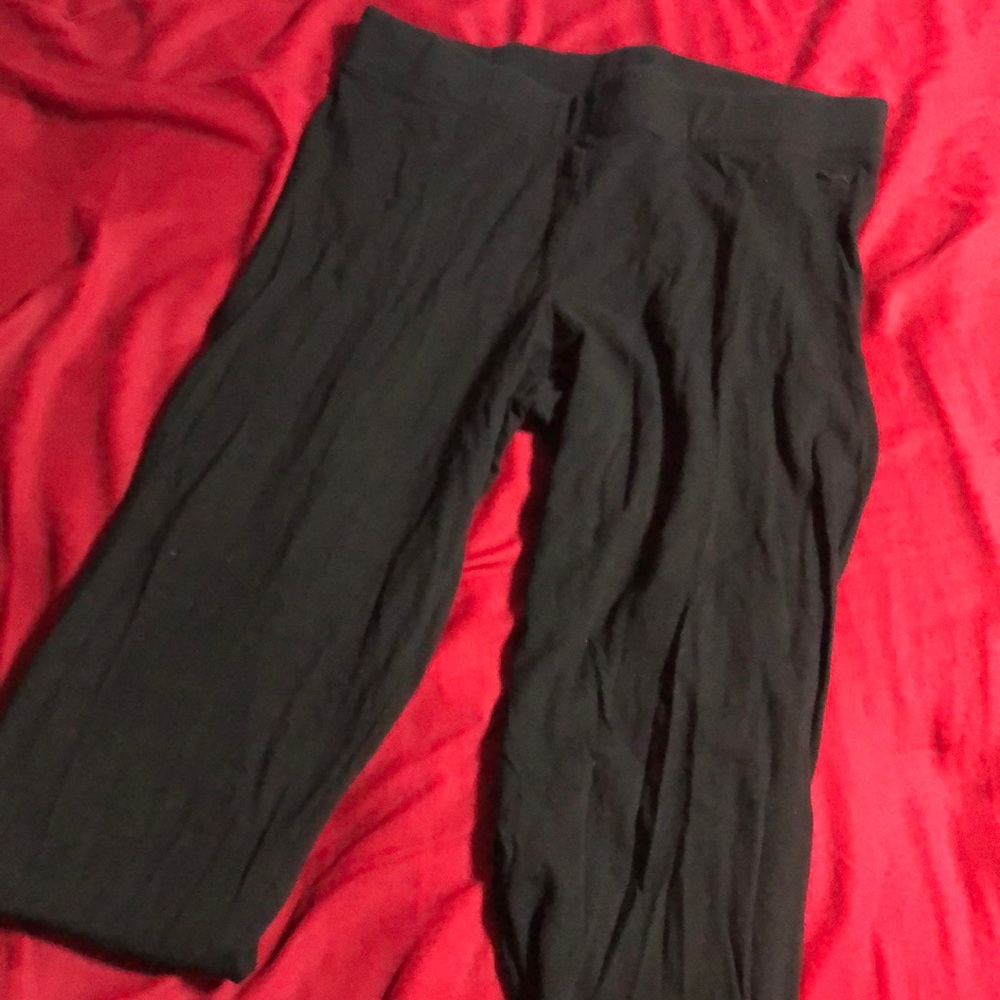 Black leggings